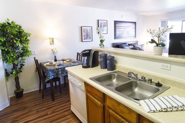 $279 / 1br - Let's make Las Colinas your home! (IRVING)63936221796226121