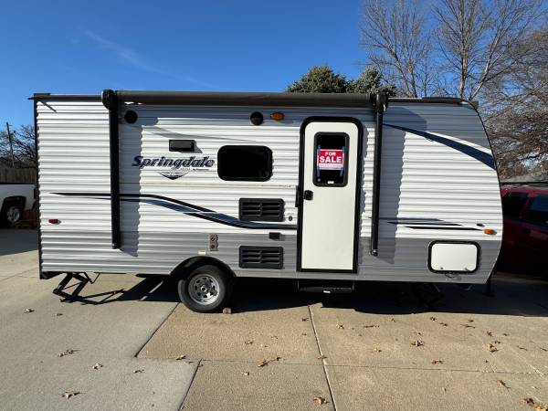 2019 KEY STONE SPRINGDALE SM1800 1