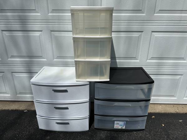 3 Storage Drawers, 3 Drawers Each 1