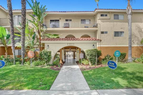 $2,030 / 1br - 700ft2 - Two On-Site Laundry Facilities, Community Center, On-Site Maintenance (13811 Shoemaker Ave, Norwalk, CA)63912982989187122
