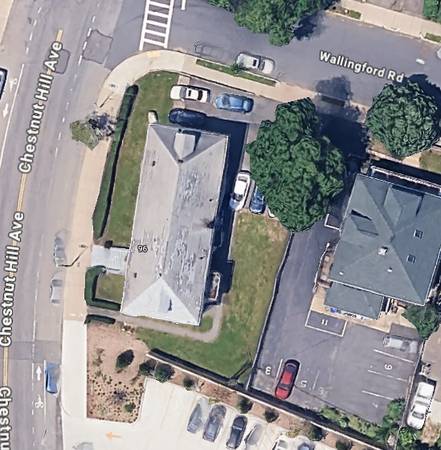 Parking space available now 1