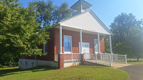 $125,500 / 3000ft2 - Residential/Commercial Building (Rogersville)63915584536707121