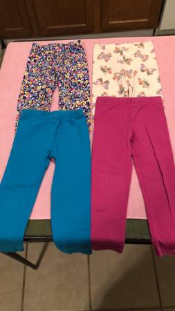 4 pairs os pants size 3 T 1