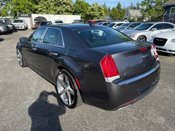 2016 Chrysler 300 - $9,999 (Tacoma)63623125122819122
