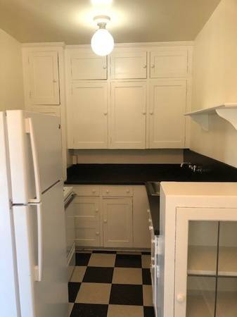 $1,575 Capitol Hill STUDIO -  Republican ~ Camina a Kaiser Permanente! (Capitol Hill)63659710966787121