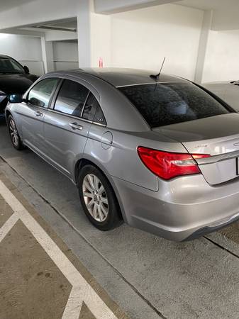 2013 Chrysler 200 - $2000 (Oceanside)63440112902401122