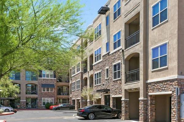 $1,802 / 1br - 788ft2 - Your Home at Luxe Scottsdale! (8444 E Indian School Rd Scottsdale AZ 85251)64024992917634123