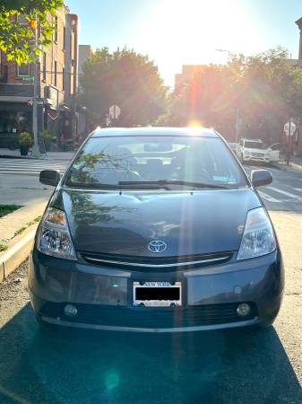 2009 Toyota Prius - $5,250 (Bedford-Stuyvesant)63614372096515124
