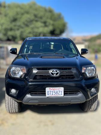 Tacoma larga de 2013 Toyota. PreRunner V6. TRD Sport - $12,500 (hollister)63624065809539122