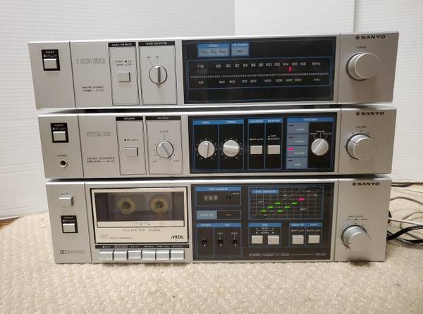 Vintage 80's silver face Receiver Amp, Cassette tape deck, and Tuner - $80 (North Seattle)63471355201153120