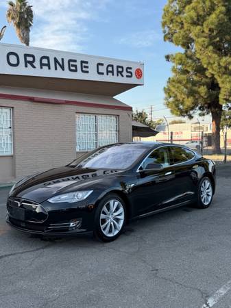 Tesla Model S 2014 85 Free Supercharging 1