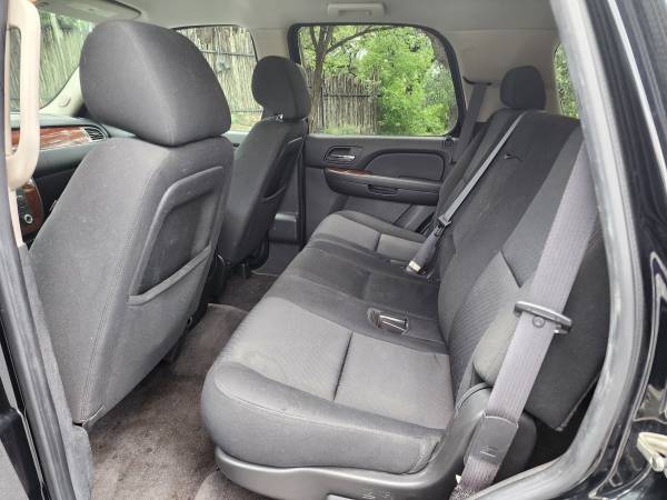 2010 Chevy Tahoe 4x4 - $8500 (Austin)63491253277569124