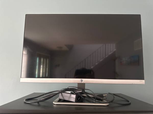 HP 25es monitor 1