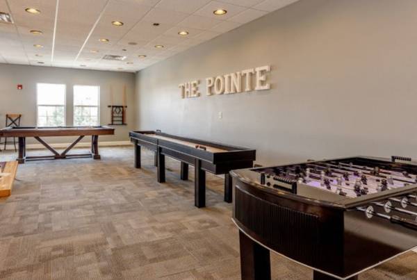$1,196 / 3br - 1277ft2 - Check out our deals! The Pointe on College (Manhattan)63978412961410122