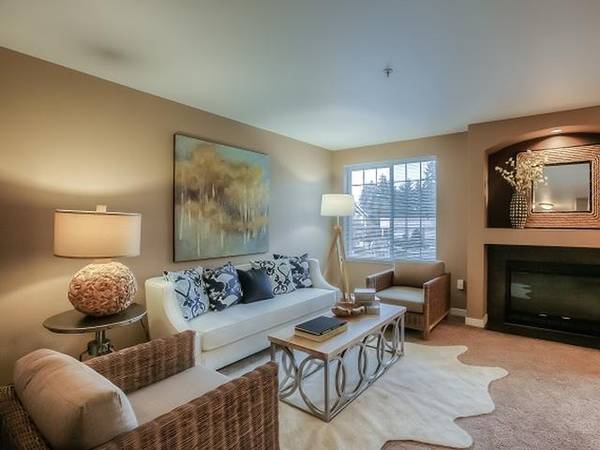 $2,653 / 3br - 1315ft2 - Pet Area, Tour Today, Garden Bath Tubs, Patio/Balcony (South Hill)63850638049793124