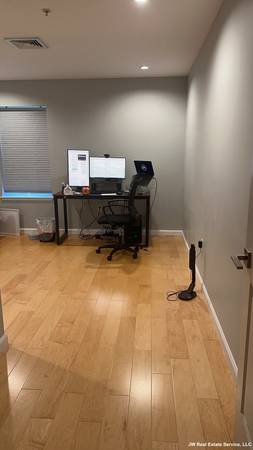 $3,300 / 2br - Great 2 bed 2 bath in Malden w/ laundry in unit, 2 parking spots inc!!63802096628993121