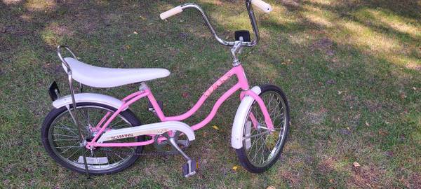 1984 Schwinn Fair Lady Sting-Ray Bicycle with owners manual 1984 Schwinn Fair Lady Sting-Ray Bicycle with owners manual