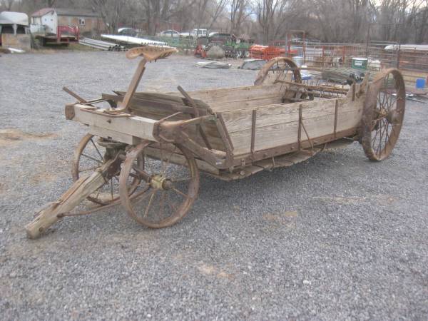 Antique Horse Drawn  Manure Spreader 1