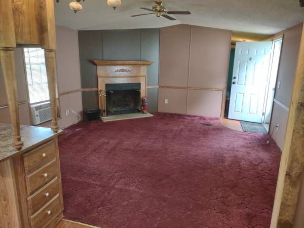$35,000 / 3br - 2000 Mobile Home (Clintonville)64163332672513123
