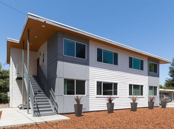 $2,295 / 2br - CALL US - FREE MONTH || Gourmet Kitchen, Fully Renovated (santa rosa)63868037742849122