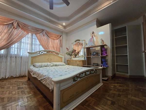 4Br House and Lot For Rent in Pacific Grand Villa Mactan Cebu 70k Only 1