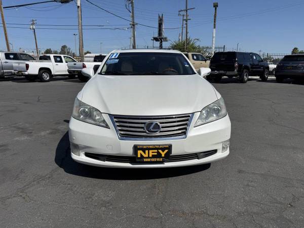 2011 Lexus ES 350 Base 4 puertas Sedán - $9.998 (+ NFY Auto Sales)63470761351171122