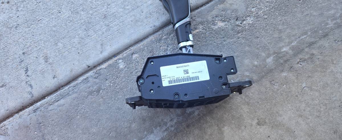 Maserati Ghibli 2017 Gear lever shaft