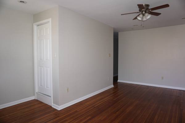 $1,699 / 2br - Mude antes de que llegue el invierno ❄️.. 📞📞📞¡Llame hoy!! (East Liberty)64013531558785123