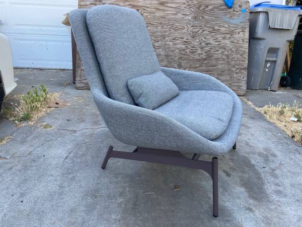 Womb chair - $1,500 (san jose east)63471229894787124