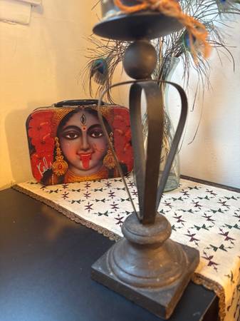 Gothic Wrought iron candleholder w/ candle - $10 (Hollywood Hills)63471470050945122