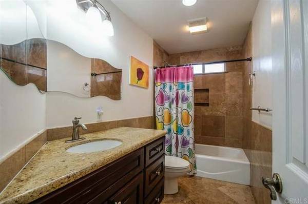 $945 / 5br - Habitación compartida en hogar de vida independiente (Lemon Grove)63657326990081121