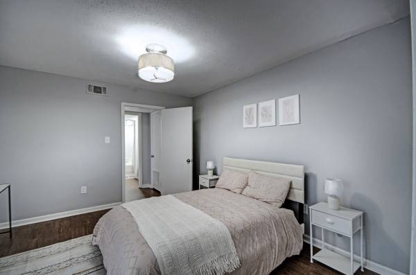 $1,300 / 2br - 1189ft2 - Blue Haven Villas (Jackson)63406768996099122