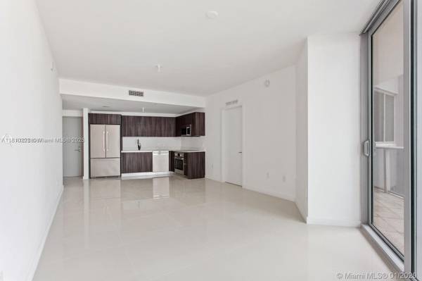$4,700 / 2br - 1031ft2 - Spacious 2bd Condo in Aria On The Bay, Miami (Edgewater)64049276288001122