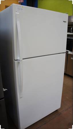 Whirlpool 20 cu ft Top Freezer Refrigerator 1
