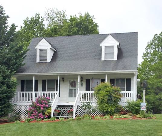 $1,750 / 3br - 1900ft2 - 1007 Greenhouse Rd. Rustburg, Va (RT 24)63851967134465120