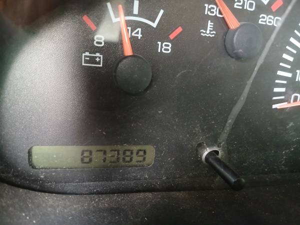 1998/99 Dodge 3500 Coach House Class B 5.9 motor - $15,000 (ONALASKA)63618693461761124