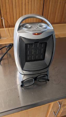 Desktop Personal Heater with Fan 1
