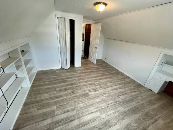 $1,700 / 1br - One bed room apartment for rent (Albertson)63470859211265122