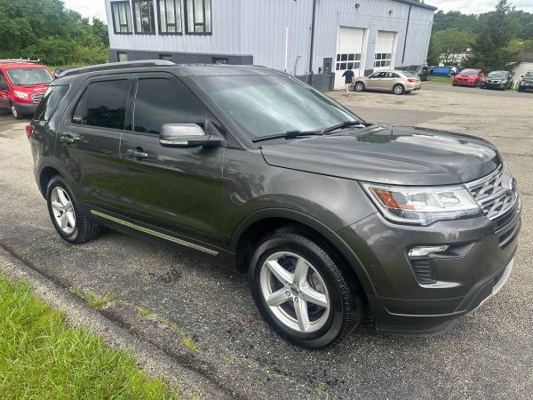 2018 Ford Explorer XLT 3rd Row - $15,000 (Canonsburg)63625169308417122