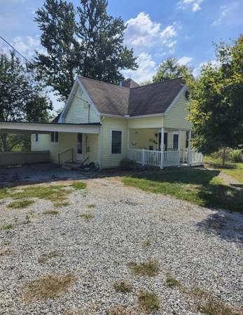 $160,000 / 2br - 981ft2 - 2 Bedroom, 2 Bath Home, nearly 1 acre, $160K, MLS#202538264 (BLOOMFIELD, IN GREENE COUNTY)63935965849474124