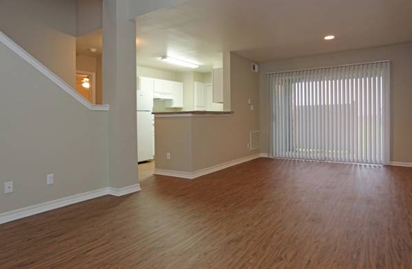 $1,467 / 3br - 1207ft2 - 🌺Come on into Bridge Pointe Landing Apartments🌺 (Portland, Texas)64036542932355123