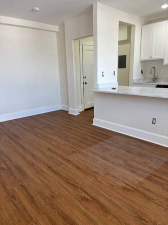 $1,850 / 1br - 750ft2 - Amplio y reformado apartamento de una habitación en excelente ubicación de Columbia Heights (Columbia Heights)63896508112387121