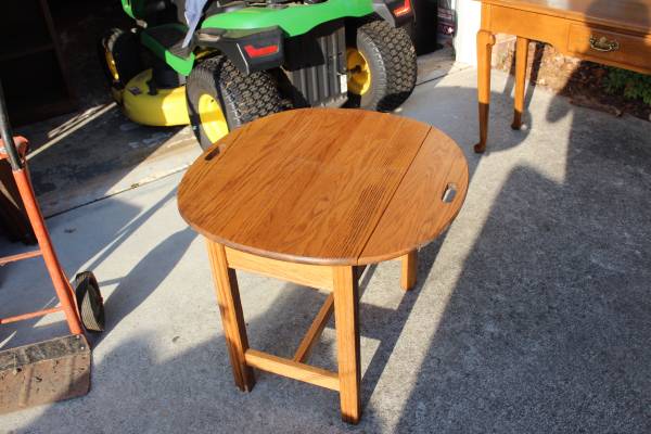 oval oak end side table 1