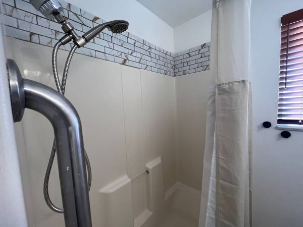 $2,400 / 2br - 750ft2 - Remodeled 2 Bed/1 Bath Apartment (not in-law) (daly city)63946806658947122