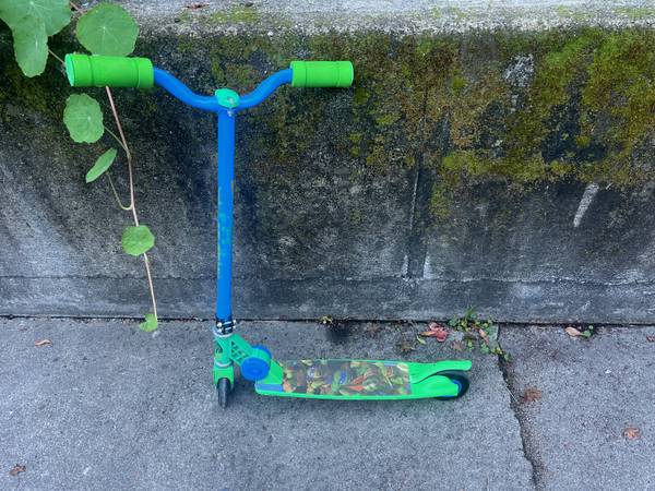 TMNT scooters (2) 1