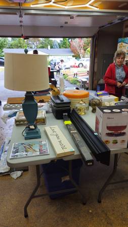 GARAGE SALE (Tacoma)63874561203585123