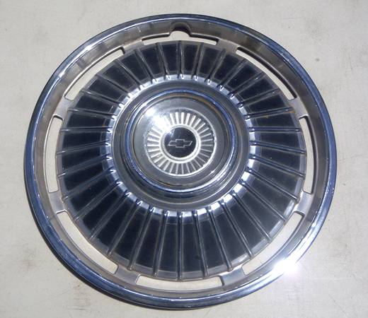 1964 Chevrolet hubcap -- Chevelle Malibu hub cap 1