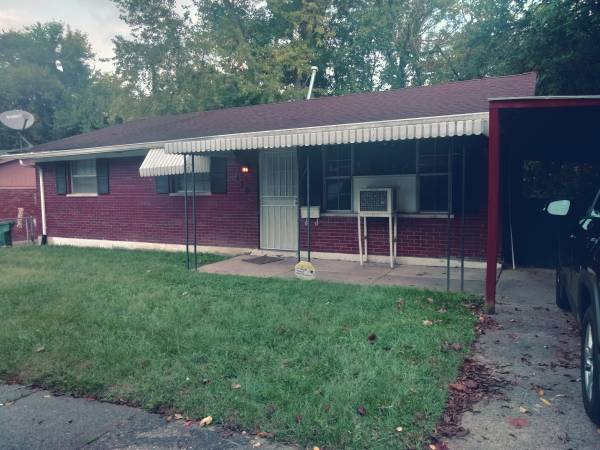 $1,200 / 3br - 3 bedroom ranch home (Price Hill)63974472052098120