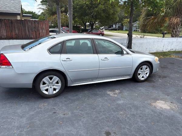 2011 Chevrolet / Chevy Impala LS - ¡PUEDE NECESITAR REEMPLAZAR EL VOLANTE!* - $1,899 (Pompano Beach)63485690239873121