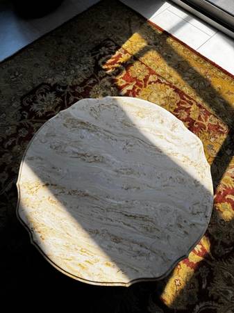 Round shaped 34” Marble top coffee table 1